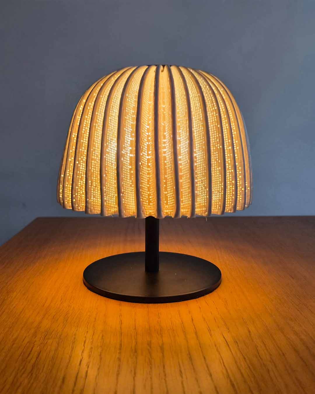 Atlas | Lámpara de Mesa Inalámbrica | LED Integrado