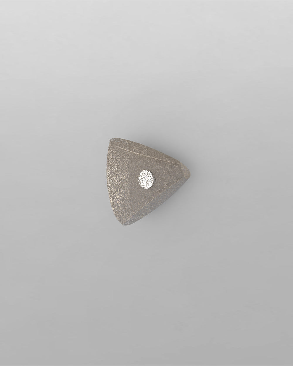 Aplique de pared gris triangular moderno sobre fondo gris, iluminación decorativa Birot MX