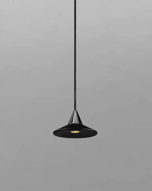 Lámpara colgante negra de diseño moderno sobre fondo gris, iluminación Birot MX