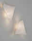Apliques de pared modernos blancos iluminando ambiente minimalista, iluminación Birot MX