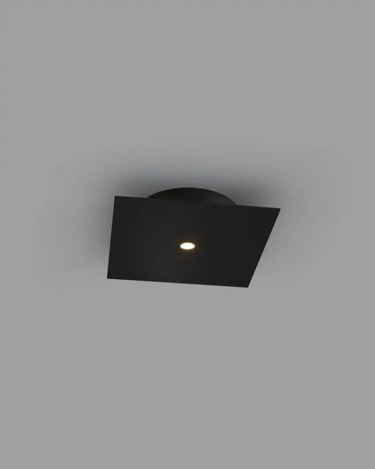 Lámpara de techo negra cuadrada encendida, diseño moderno de Birot MX boutique de iluminación.