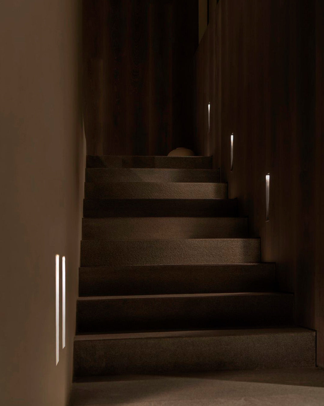 Keaton M | Lámpara de Cortesía Empotrable | LED Integrado