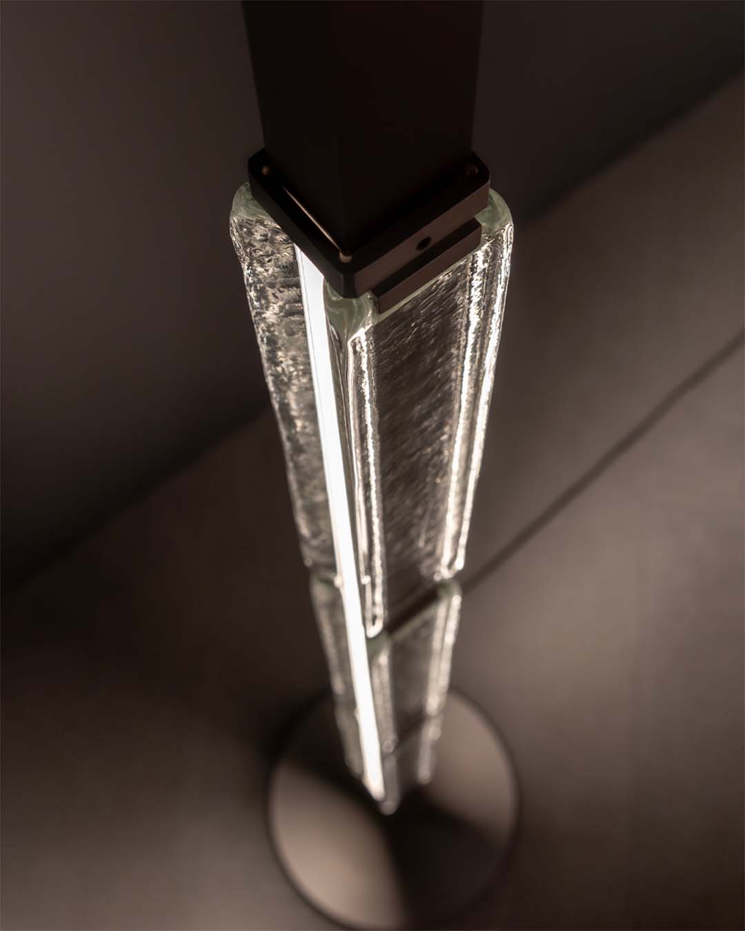 Massiva 01 Piso - Lámpara de Pie LED Integrado Decorativa