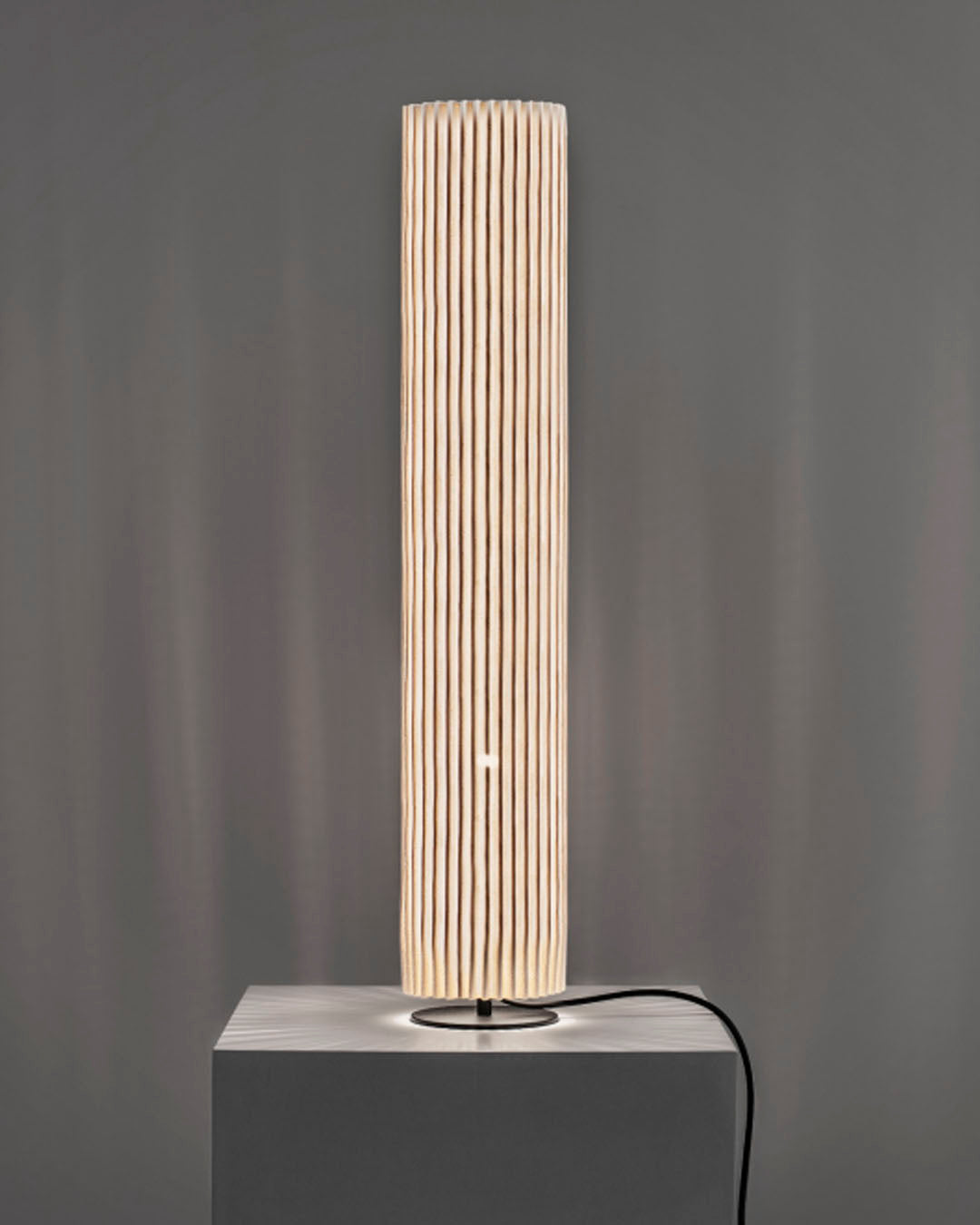 Núa Mesa | Lámpara de Diseño | LED E26