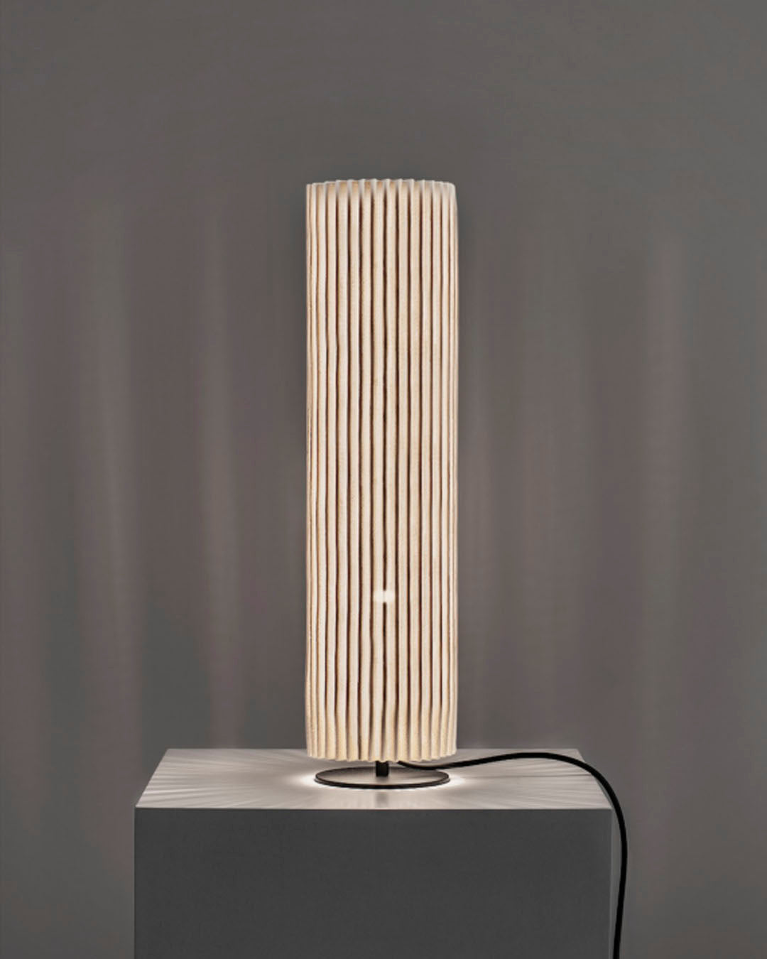 Núa Mesa | Lámpara de Diseño | LED E26