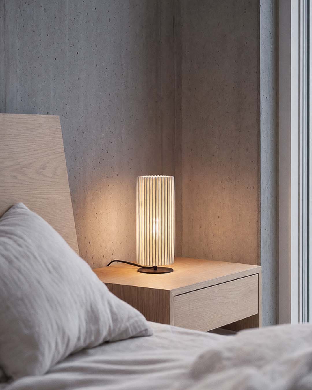 Núa Mesa | Lámpara de Diseño | LED E26