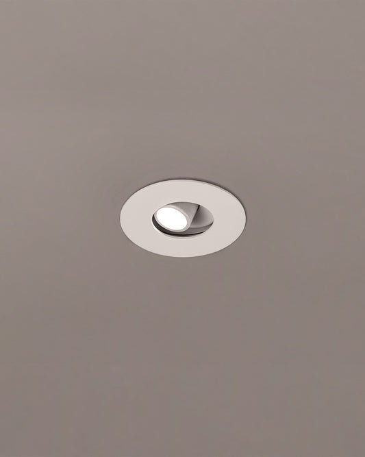 Luz empotrable LED redonda blanca en techo, iluminación interior moderna