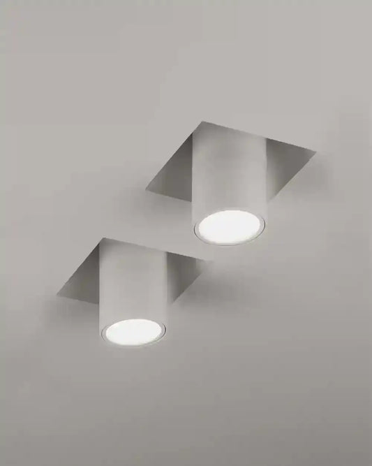 Luminarias de techo modernas blancas en ambiente minimalista, iluminación Birot MX