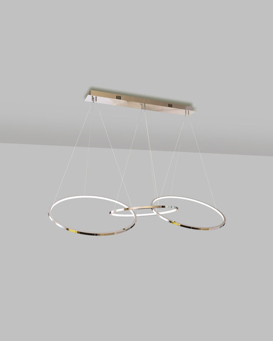 Lámpara de techo moderna con tres aros LED suspendidos en acabado cromado