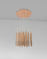 Lámpara colgante moderna de techo en color cobre con tubos metálicos decorativos.