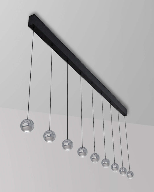 Lámpara colgante lineal de 9 luces Pin 9L esferas de aluminio color cromo.